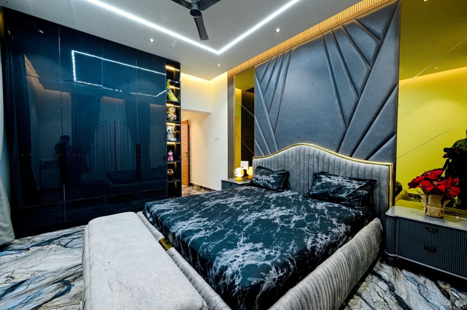 Luxury Villa gallery image 13
