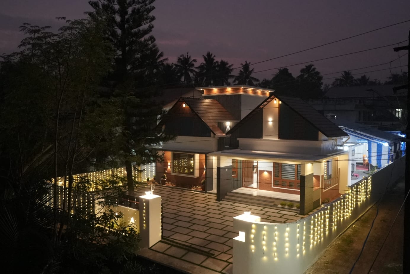 Modern Home gallery image 3
