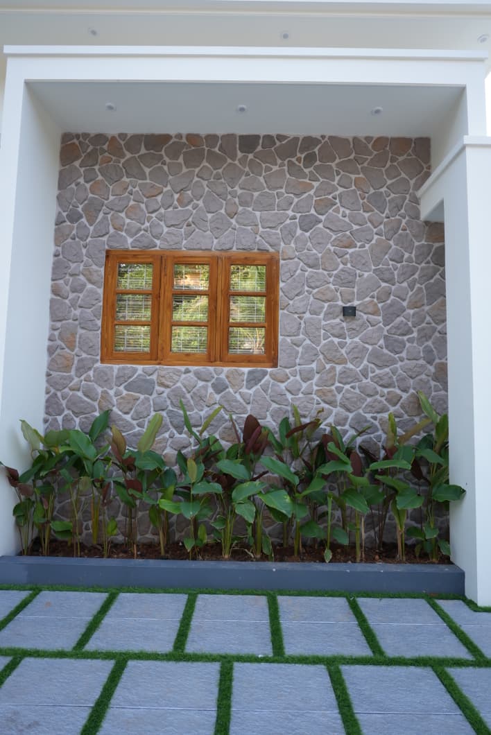 Modern Home gallery image 8