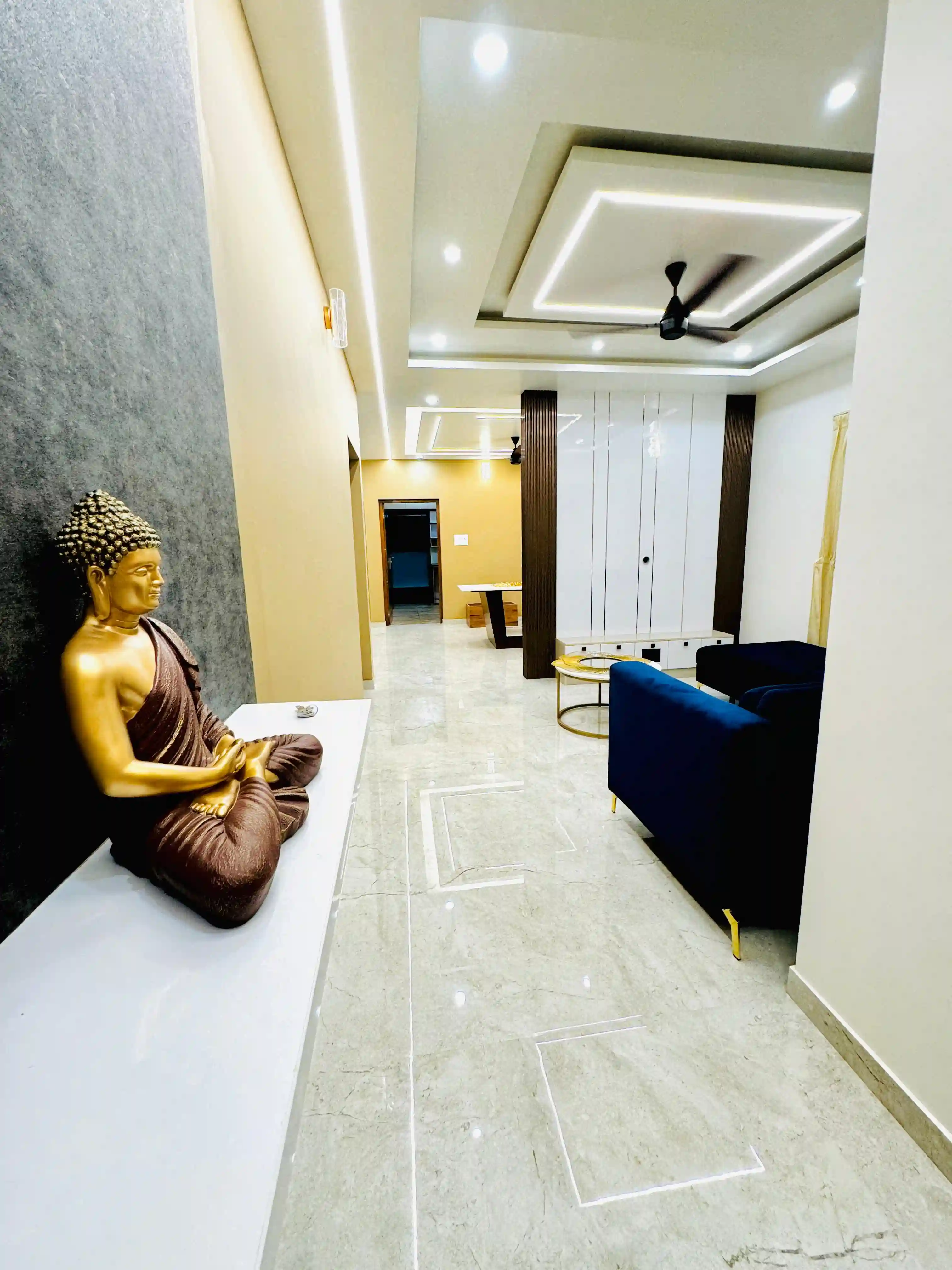 Contemporary gallery image 1