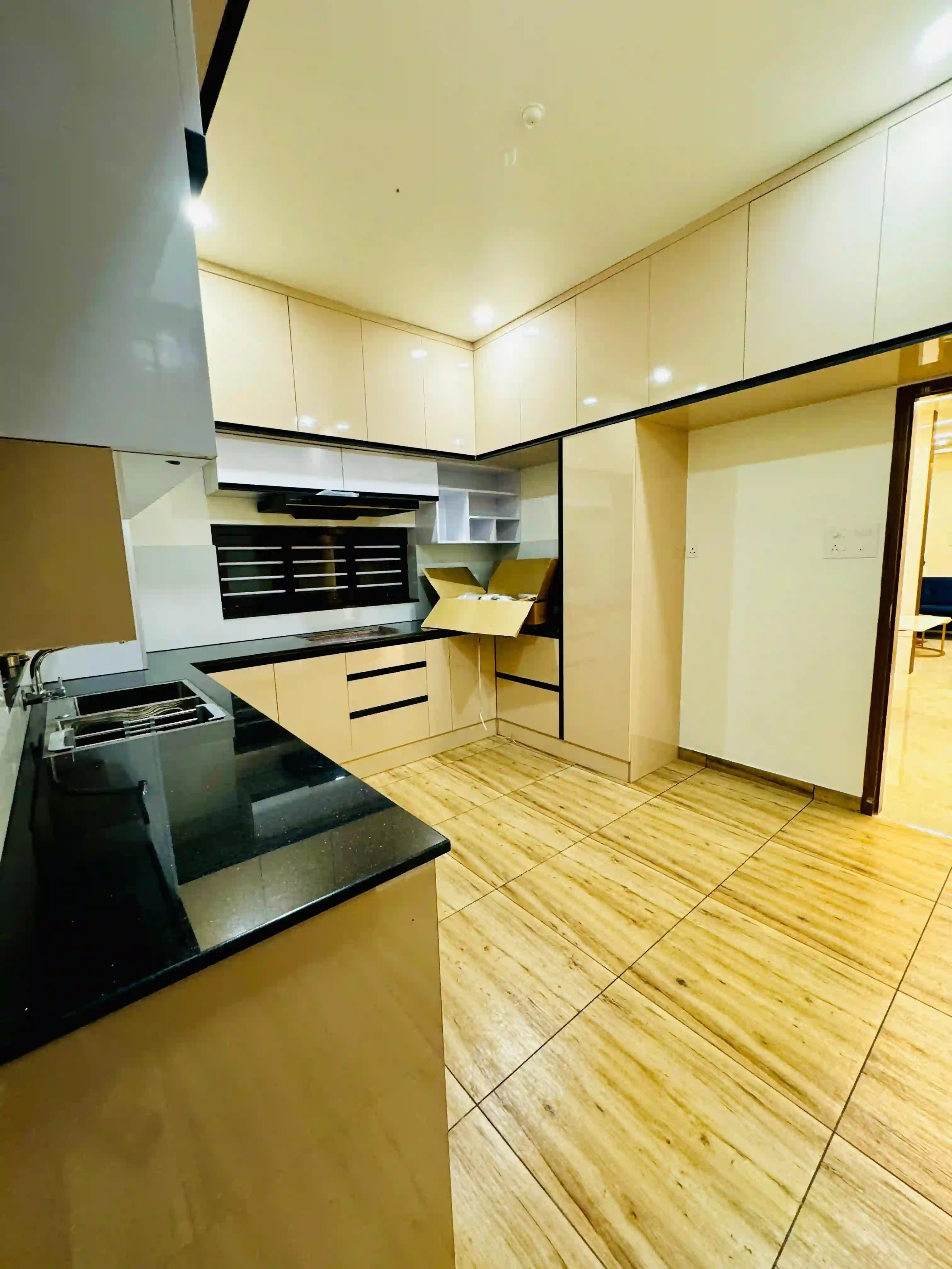 Contemporary gallery image 12