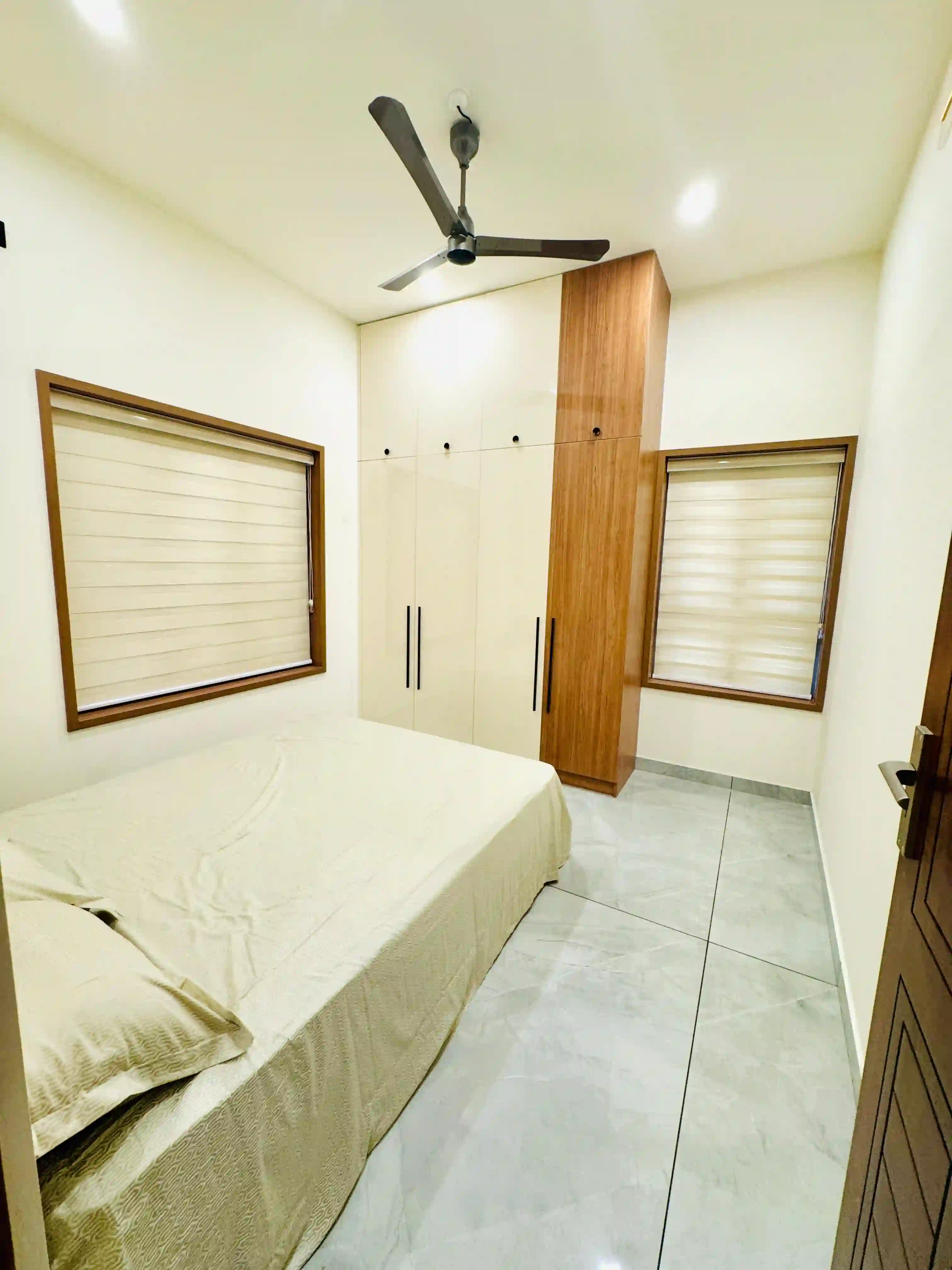 Modern Villa gallery image 12