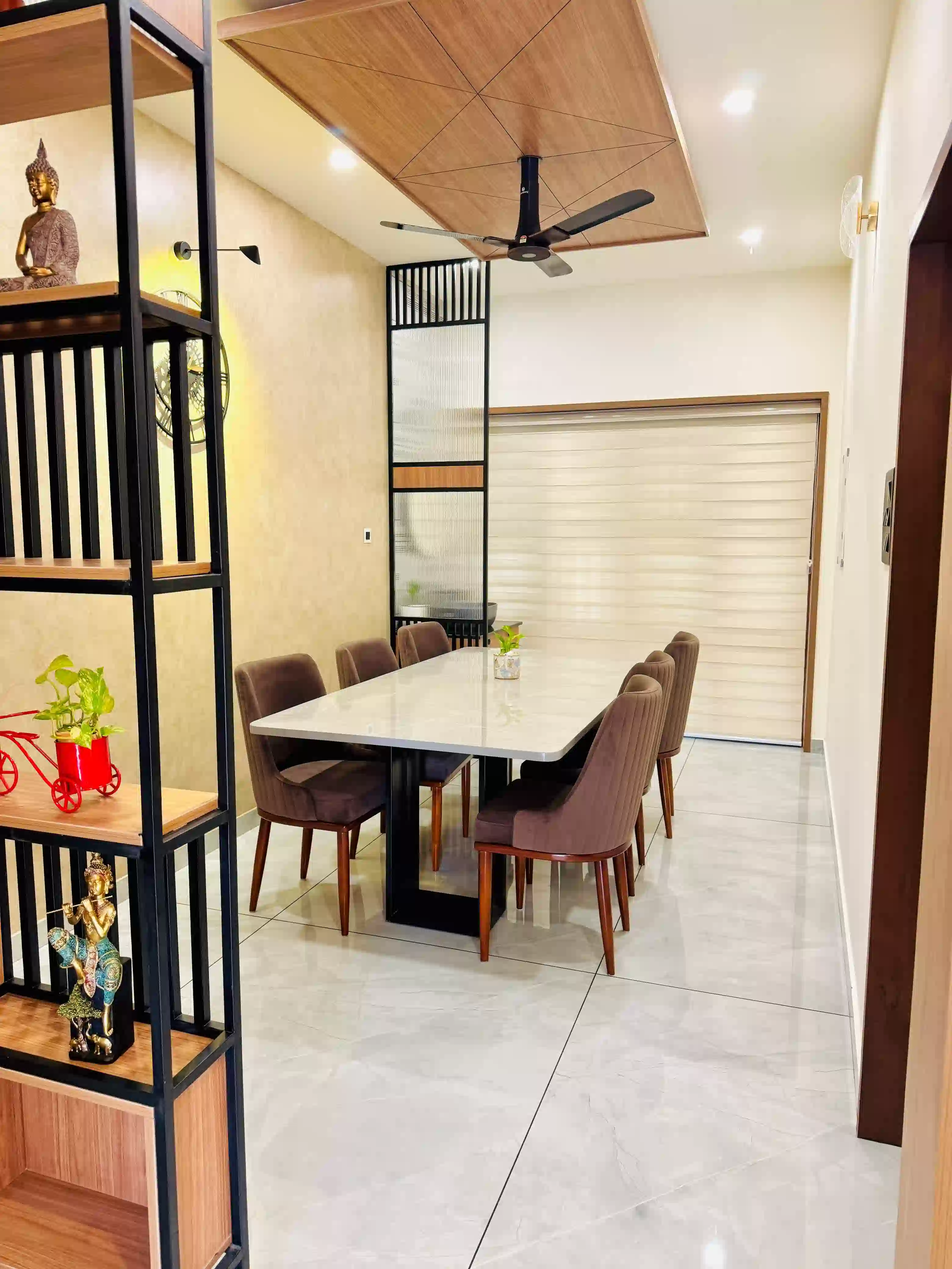 Modern Villa gallery image 15
