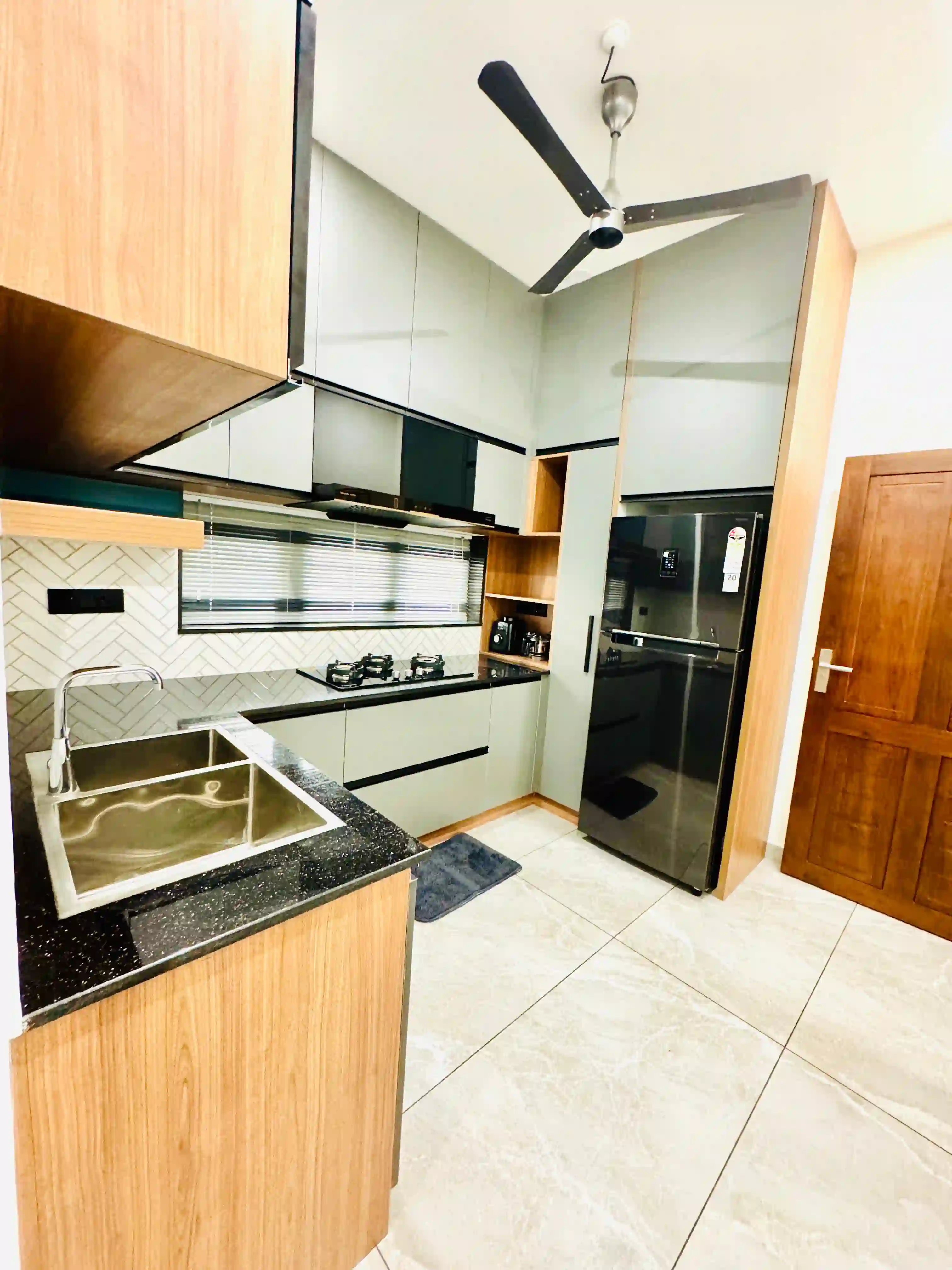 Modern Villa gallery image 4